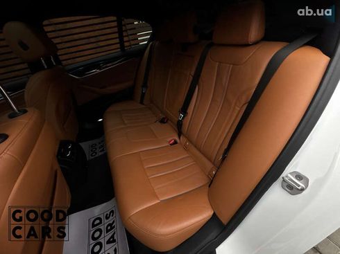 BMW 5 серия 2020 - фото 30