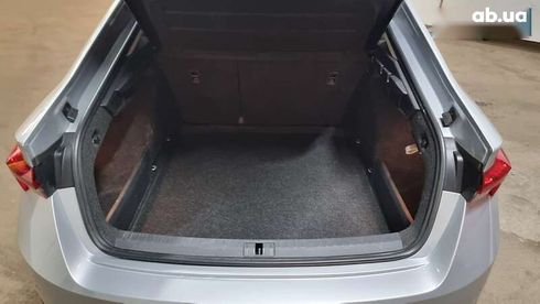 Skoda Octavia 2021 - фото 13