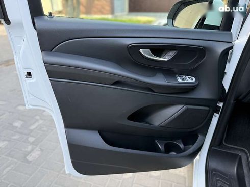 Mercedes-Benz V-Класс 2016 - фото 23