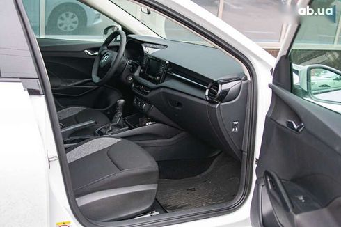 Skoda Fabia 2022 - фото 17