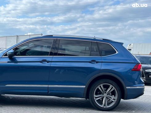 Volkswagen Tiguan 2018 синий - фото 37