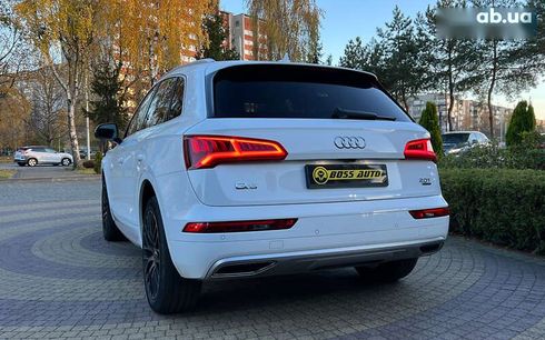 Audi Q5 2017 - фото 5