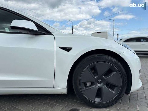 Tesla Model 3 2023 - фото 8