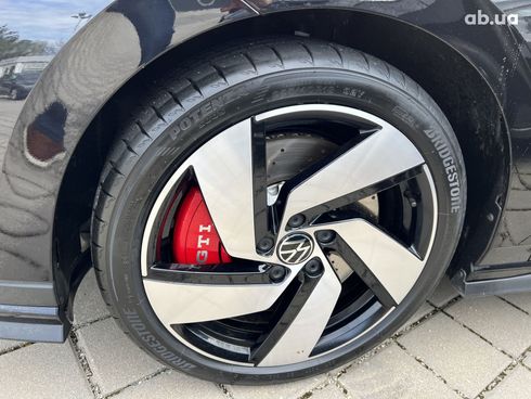 Volkswagen Golf GTI 2023 - фото 36