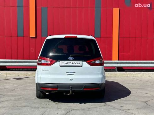 Ford Galaxy 2014 - фото 7