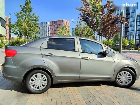 Geely GC5 2014 - фото 24