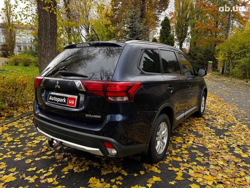 Mitsubishi Outlander 2016 синий - фото 16