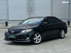 Продажа б/у Toyota Camry в Киеве - купить на Автобазаре