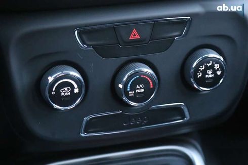 Jeep Compass 2017 - фото 21