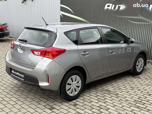 Toyota Auris 2014 - фото 14
