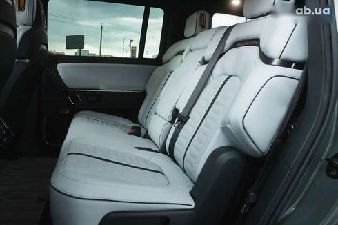 Rivian R1S 2023 - фото 14