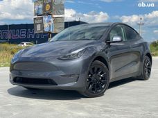 Продаж вживаних Tesla Model Y 2023 року - купити на Автобазарі