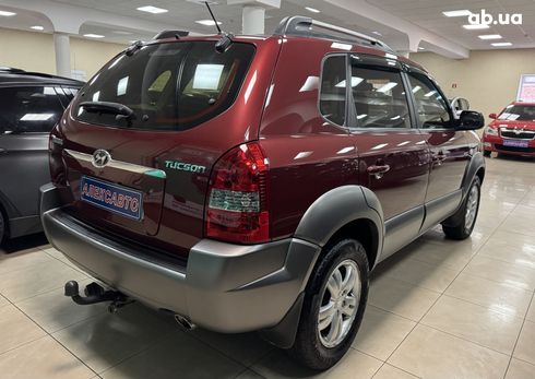Hyundai Tucson 2008 вишневый - фото 7