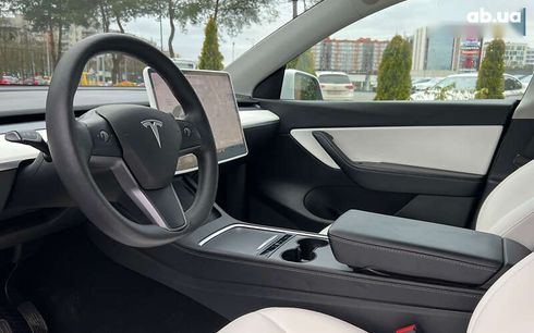Tesla Model Y 2021 - фото 10