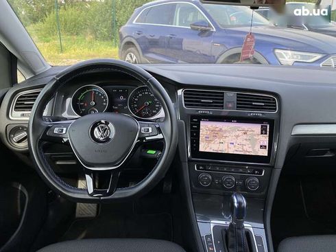 Volkswagen e-Golf 2019 - фото 20