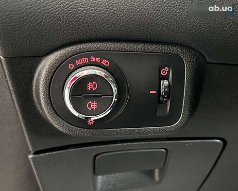 Opel Zafira 2013 - фото 22