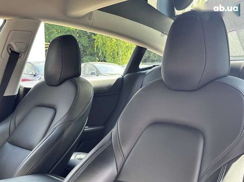 Tesla Model 3 2020 - фото 14