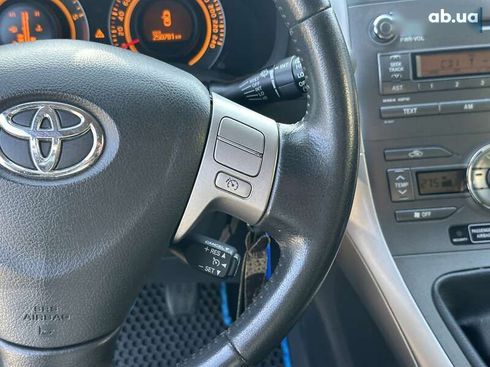 Toyota Auris 2008 - фото 19