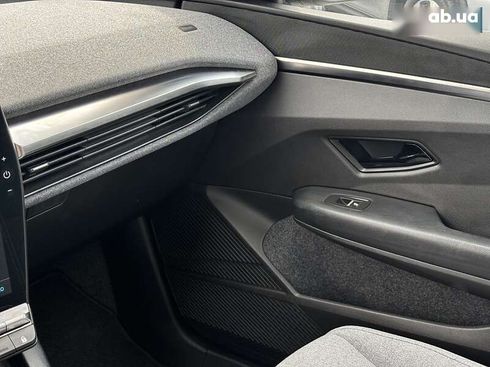 Renault Megane 2022 - фото 24