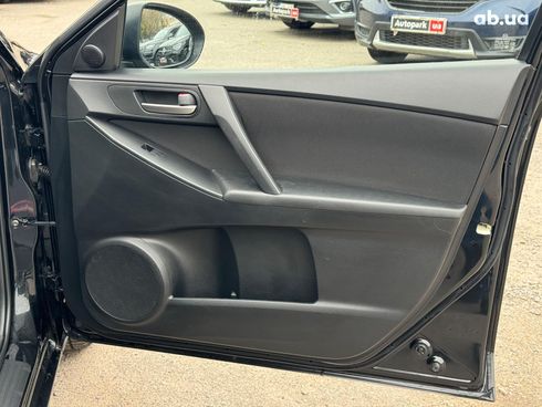 Mazda 3 2011 черный - фото 22