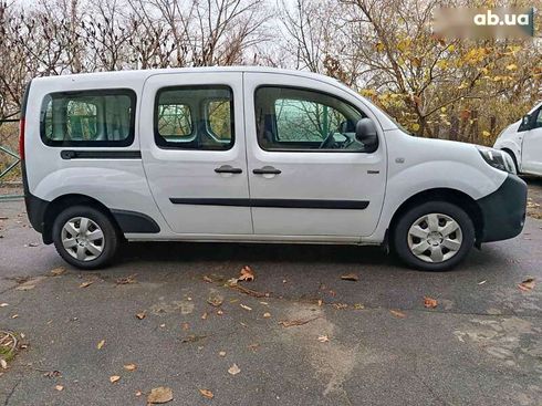 Renault Kangoo 2021 - фото 12