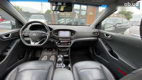 Hyundai Ioniq 2017 - фото 30
