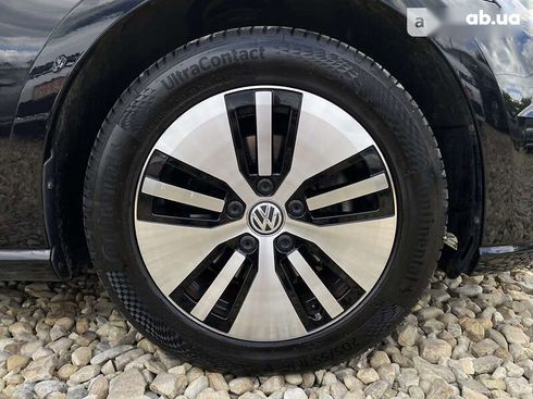 Volkswagen e-Golf 2020 - фото 25