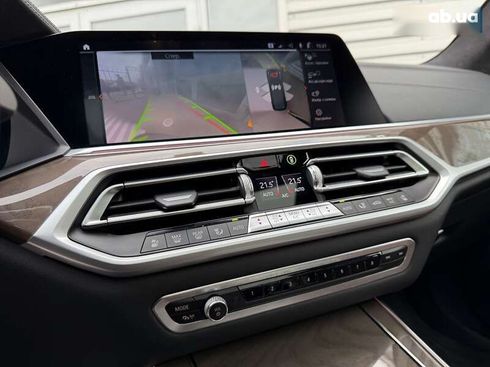 BMW X7 2021 - фото 20