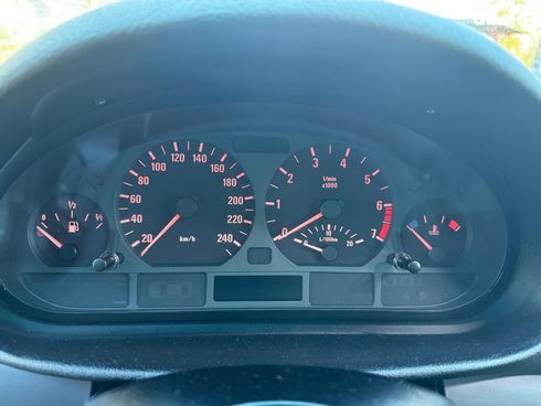 BMW 3 серия 2000 зеленый - фото 34