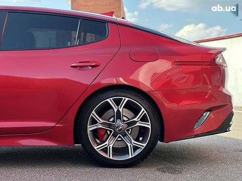 Kia Stinger 2017 - фото 16