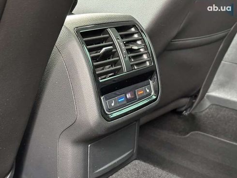 Volkswagen Passat 2020 - фото 29