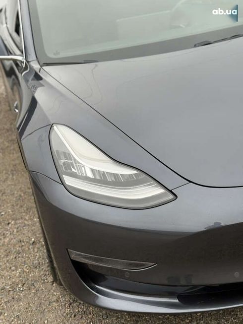 Tesla Model 3 2019 - фото 6