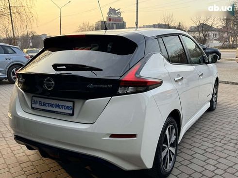 Nissan Leaf 2018 - фото 26