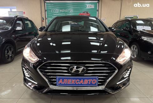 Hyundai Sonata 2019 черный - фото 13