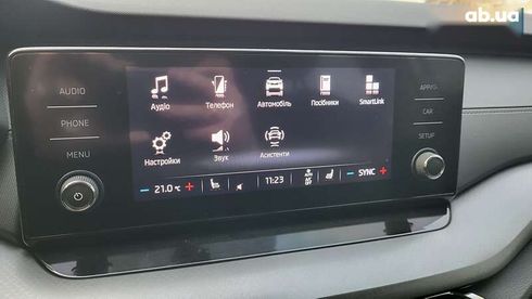 Skoda Octavia 2023 - фото 6