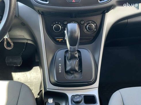 Ford Escape 2015 - фото 18