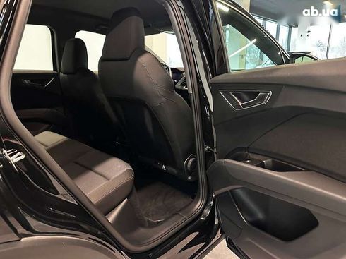 Audi Q4 e-tron 2022 - фото 28