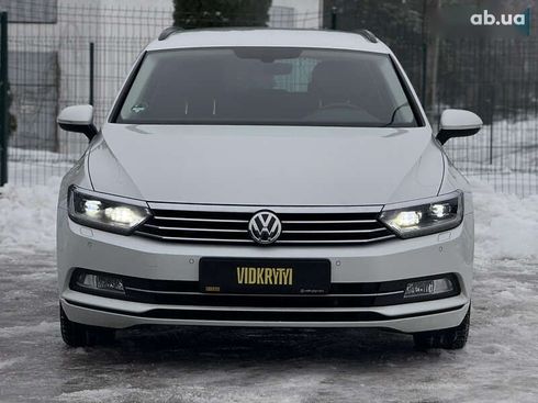 Volkswagen Passat 2017 - фото 3