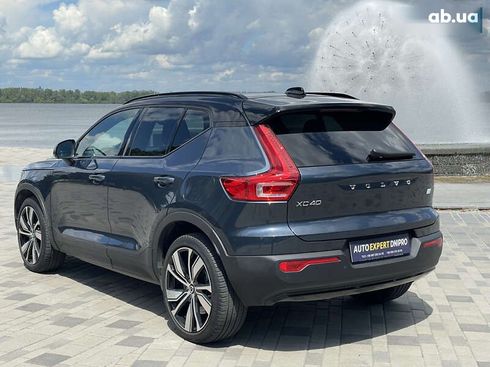 Volvo XC40 2021 - фото 20