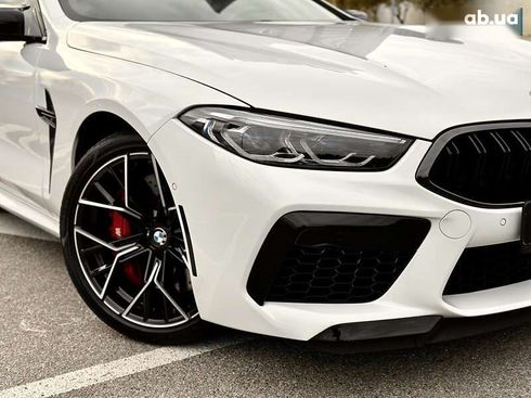 BMW M8 Gran Coupe 2021 - фото 28