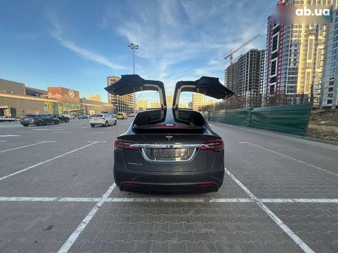 Tesla Model X 2018 - фото 6