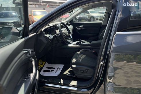 Audi E-Tron 2020 - фото 14
