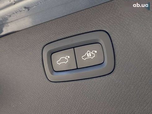 Volvo XC90 2015 - фото 30