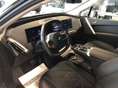 BMW iX 2025 - фото 24