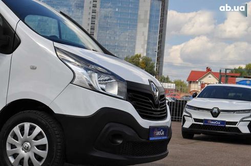 Renault Trafic 2018 - фото 6