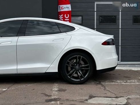 Tesla Model S 2015 - фото 7