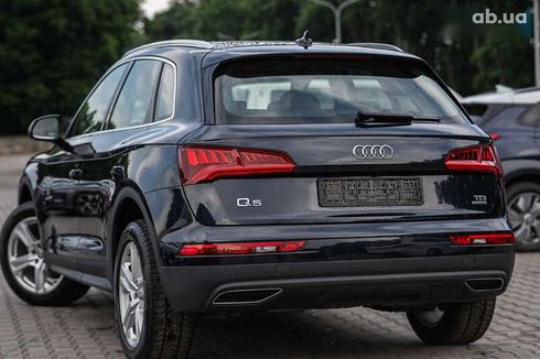 Audi Q5 2018 - фото 7