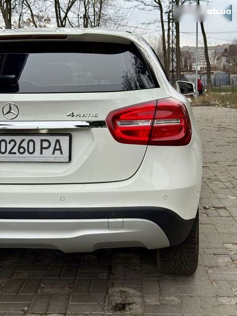 Mercedes-Benz GLA-Класс 2014 - фото 14