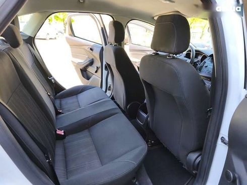 Ford Focus 2015 - фото 11