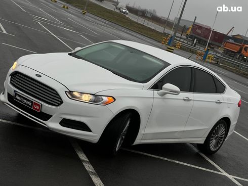 Ford Fusion 2015 белый - фото 15